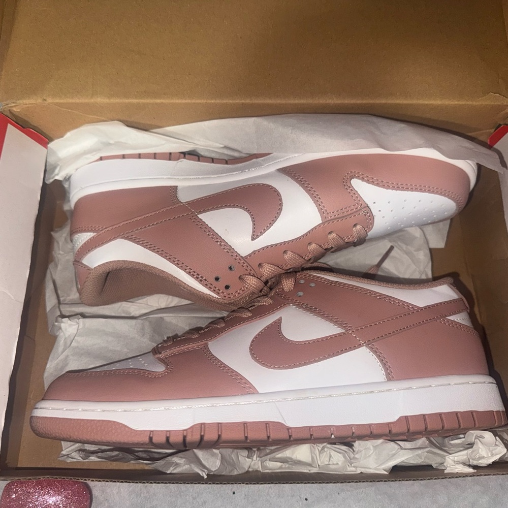 Nike dunk lows women’s rose whisper